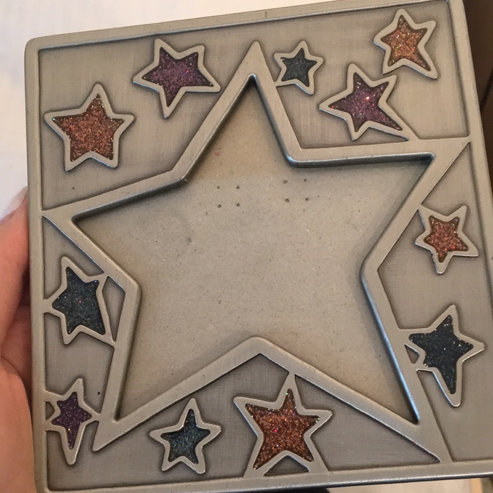 Picture frame - Picture 2 of 3